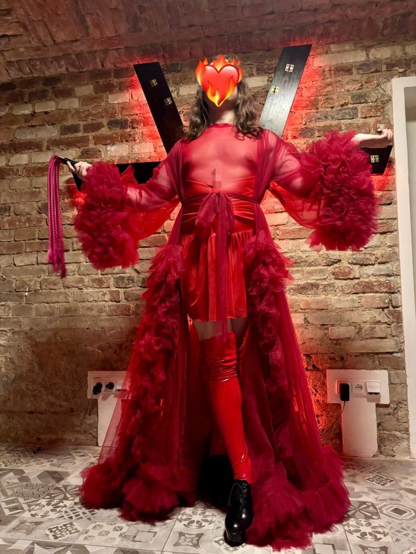 avatar-Dominatrix Lola