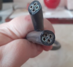 BDSM inzerát