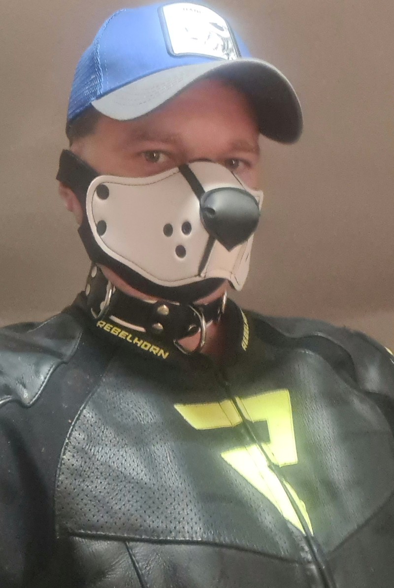BDSM inzerát