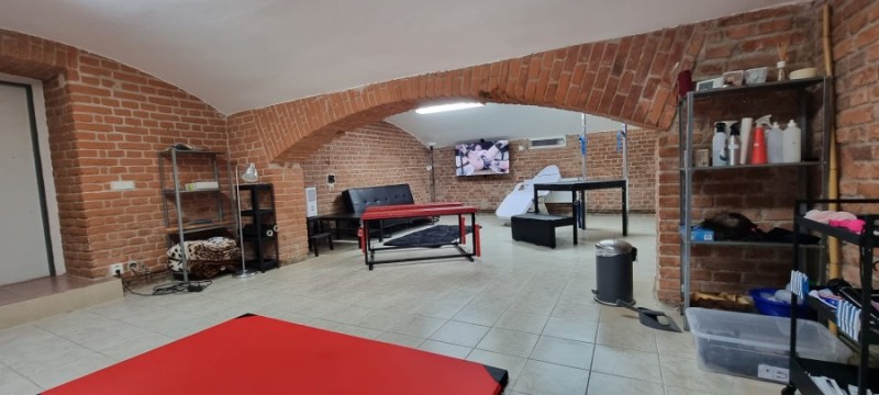 BDSM inzerát