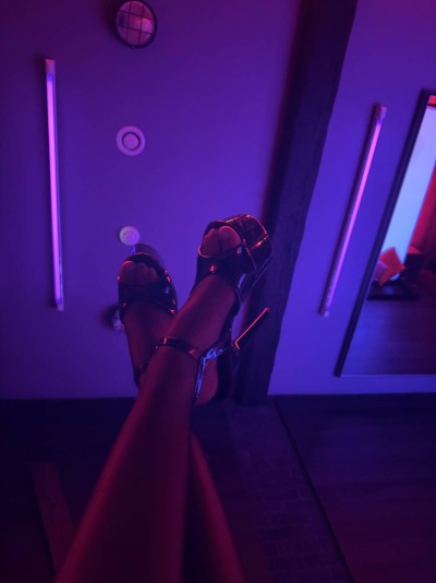 MadamValentinaFlame 3