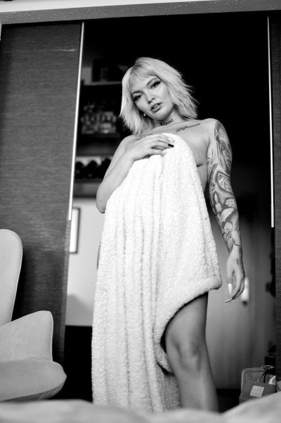 Madam Evelin 47 