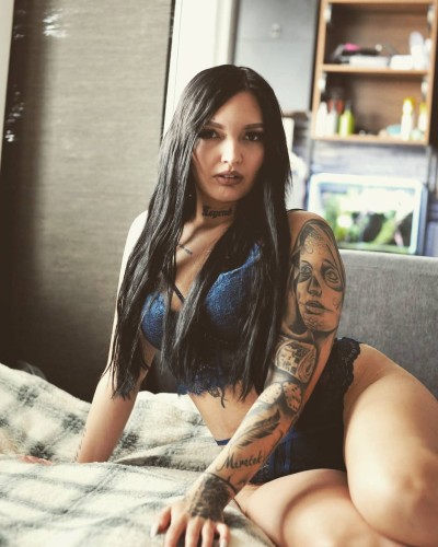 Madam Evelin 30 